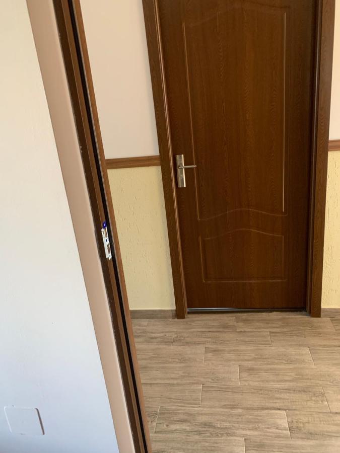 Vila Sunset Apartment กาลาจิ ภายนอก รูปภาพ