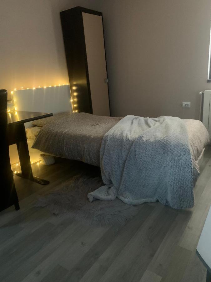 Vila Sunset Apartment กาลาจิ ภายนอก รูปภาพ